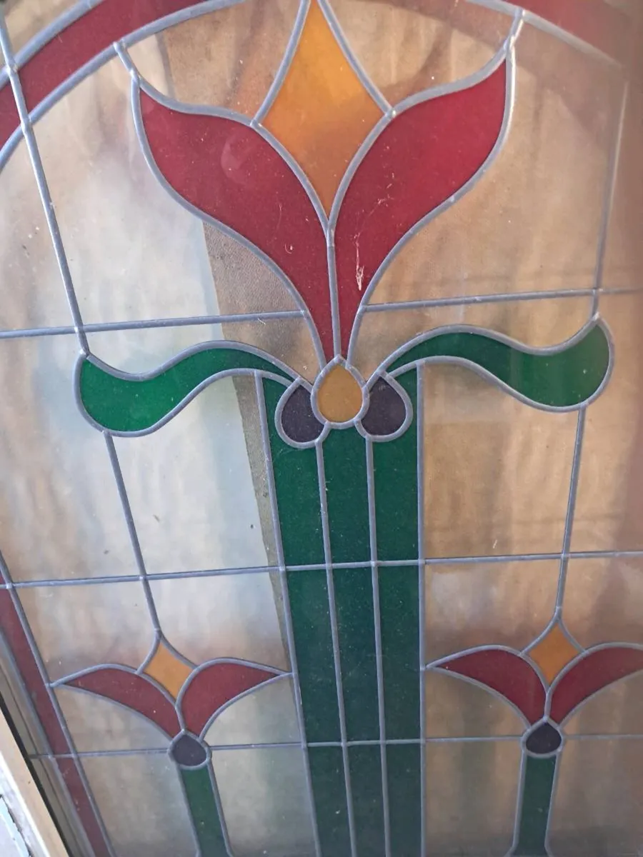 Modern stained glass window - Image 2