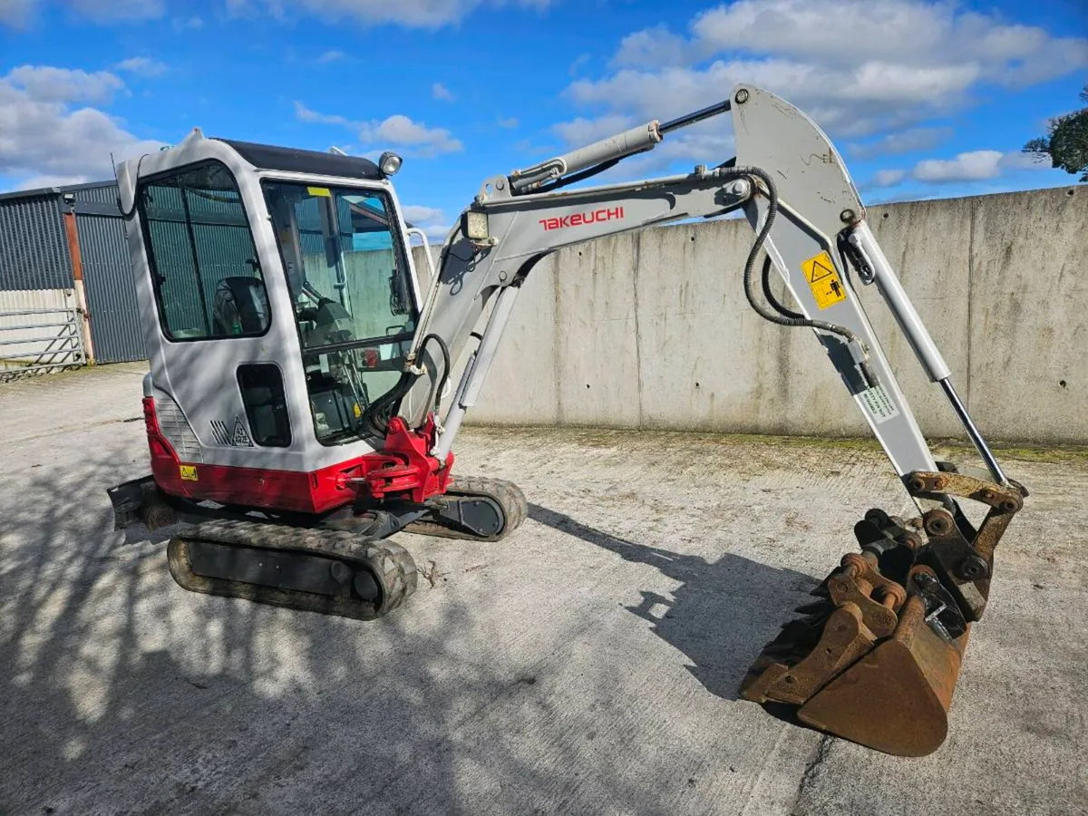 Takeuchi TB219 - Image 2