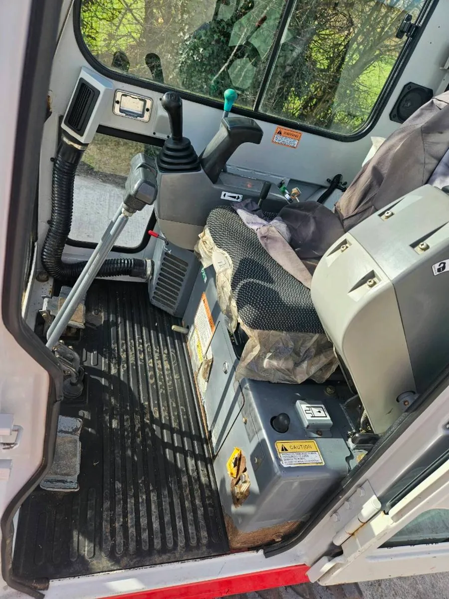 Takeuchi TB219 - Image 4