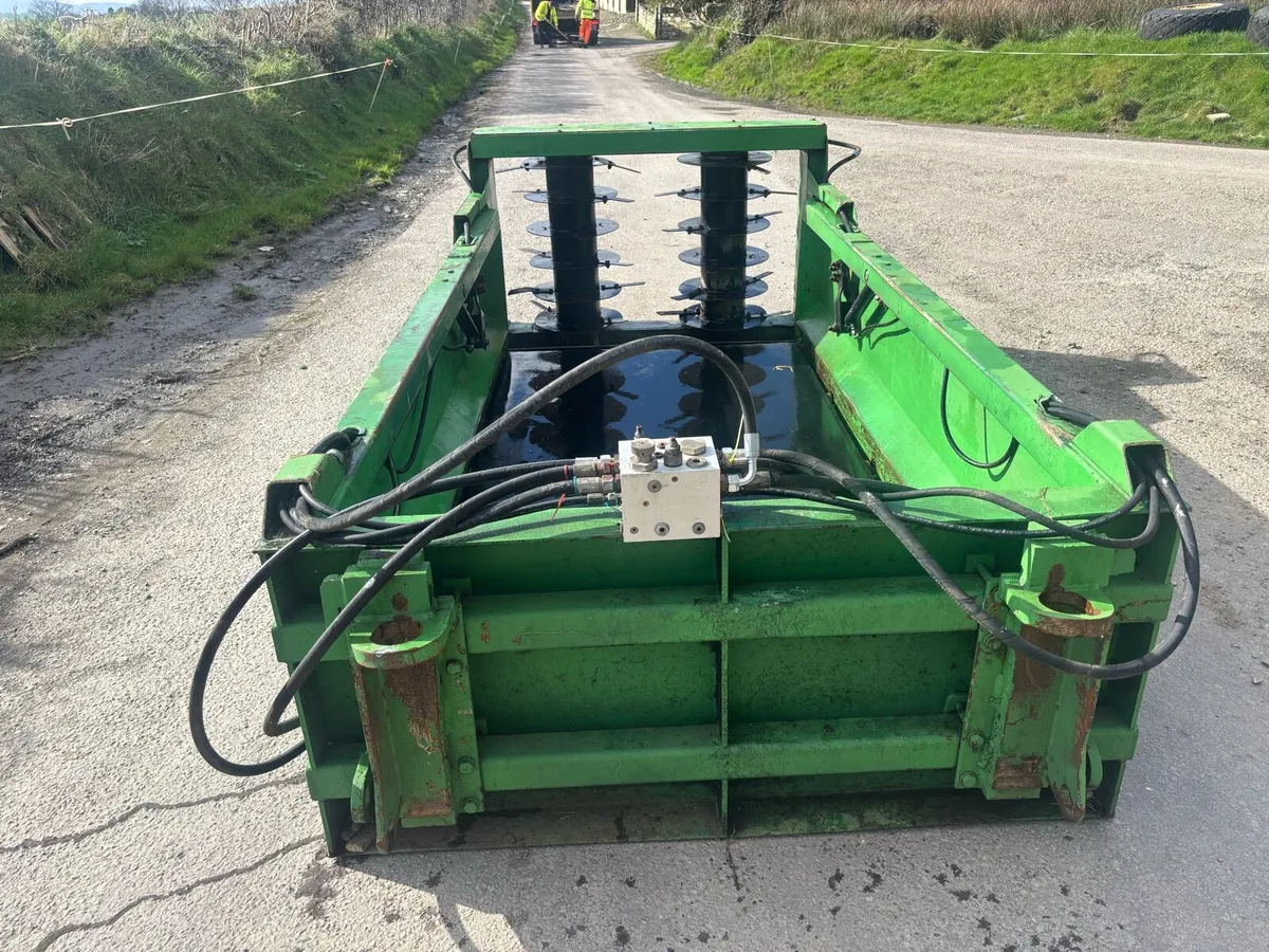 Spread a Bale - Image 1