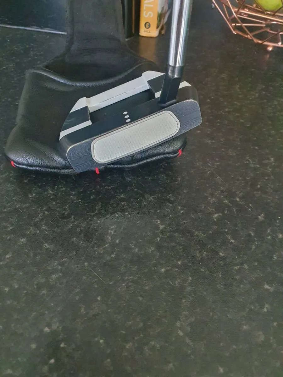 ODDESSEY Ai ONE JAILBIRD MINI PUTTER - Image 1