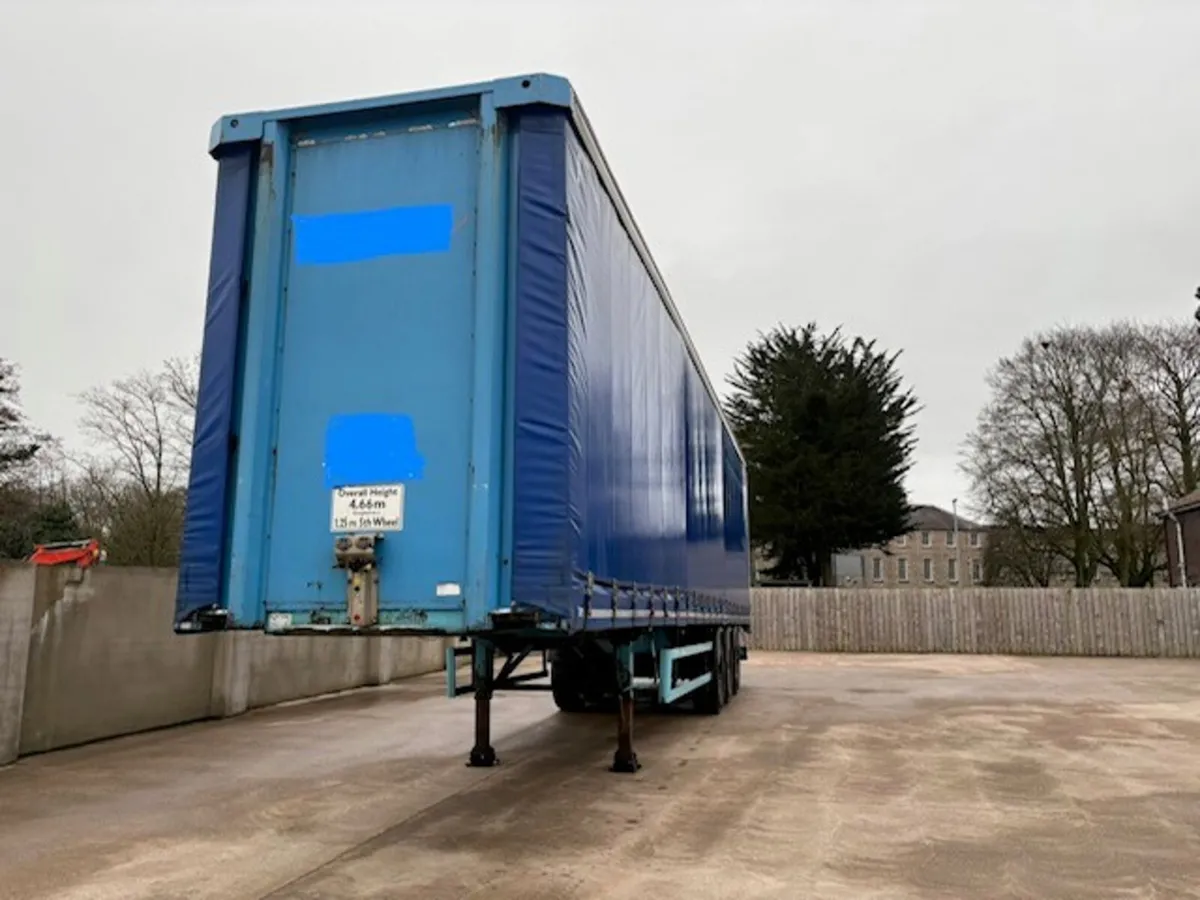 2013 SDC Curtainsider - Image 1