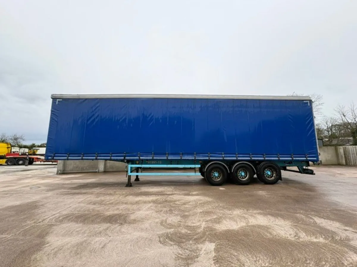 2013 SDC Curtainsider - Image 3