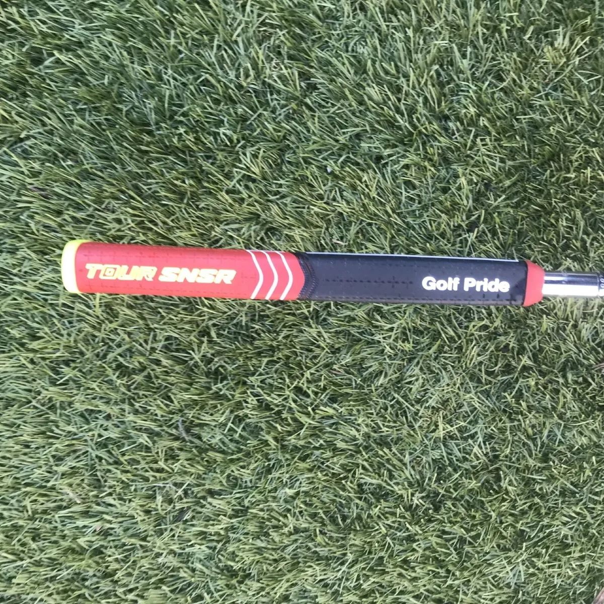 Yes! C-Groove Carolyne Putter - Image 4