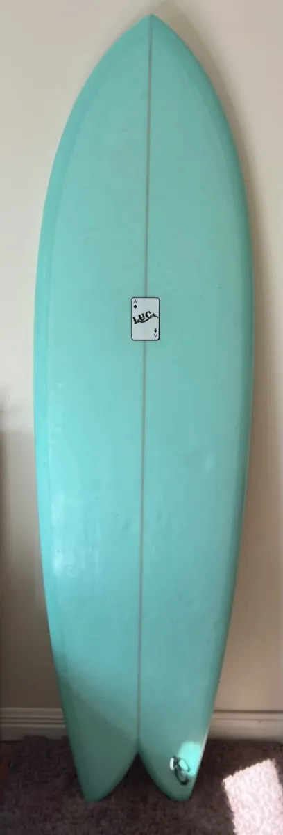 6'8" Retro Twin Fin Fish Surfboard - Image 1