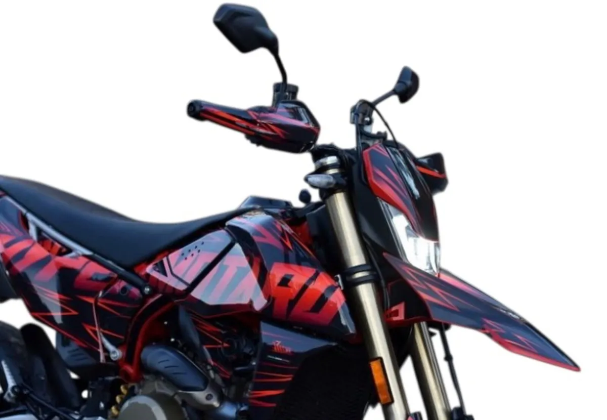 Ducati Hypermotard Mono 698 - Image 2