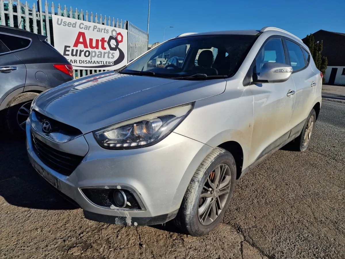 14 HYUNDAI IX35  4WD 2.0 CRDI (D4HA) FOR BREAKING - Image 1