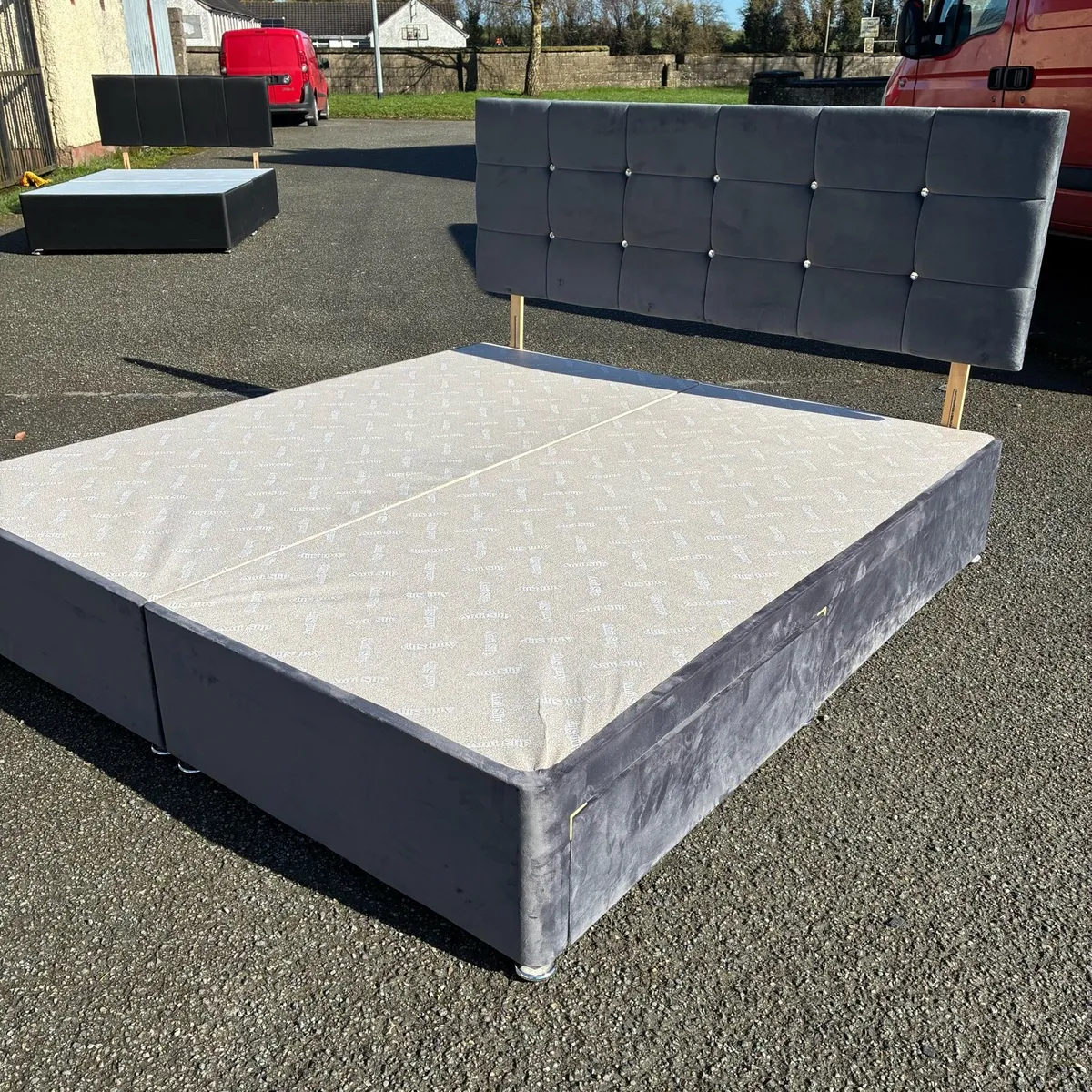 Grey Velvet 💎 6ft Super king Bed with Drawers - Image 4