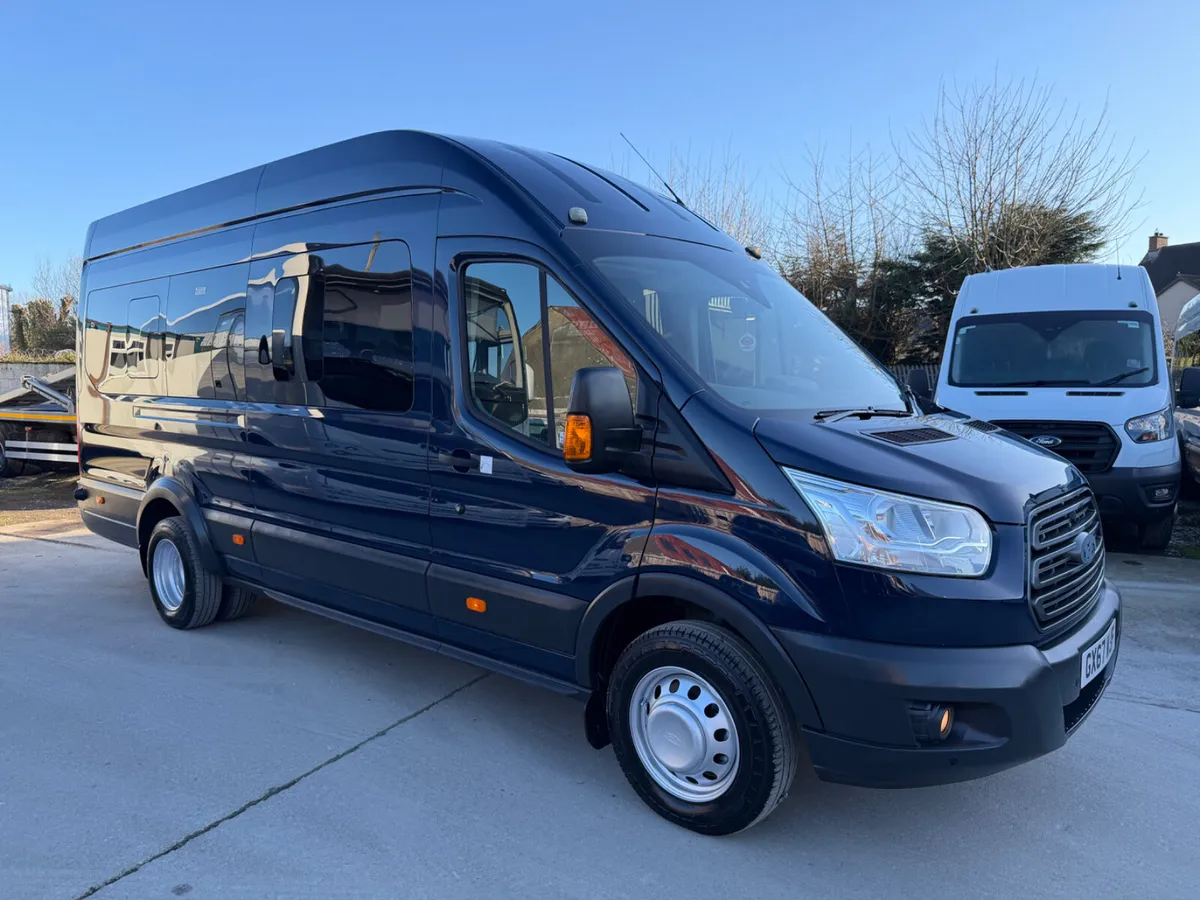 2017 TRANSIT - WHEEL CHAIR ACCESIBLE- LIFT- FLOOR - Image 1