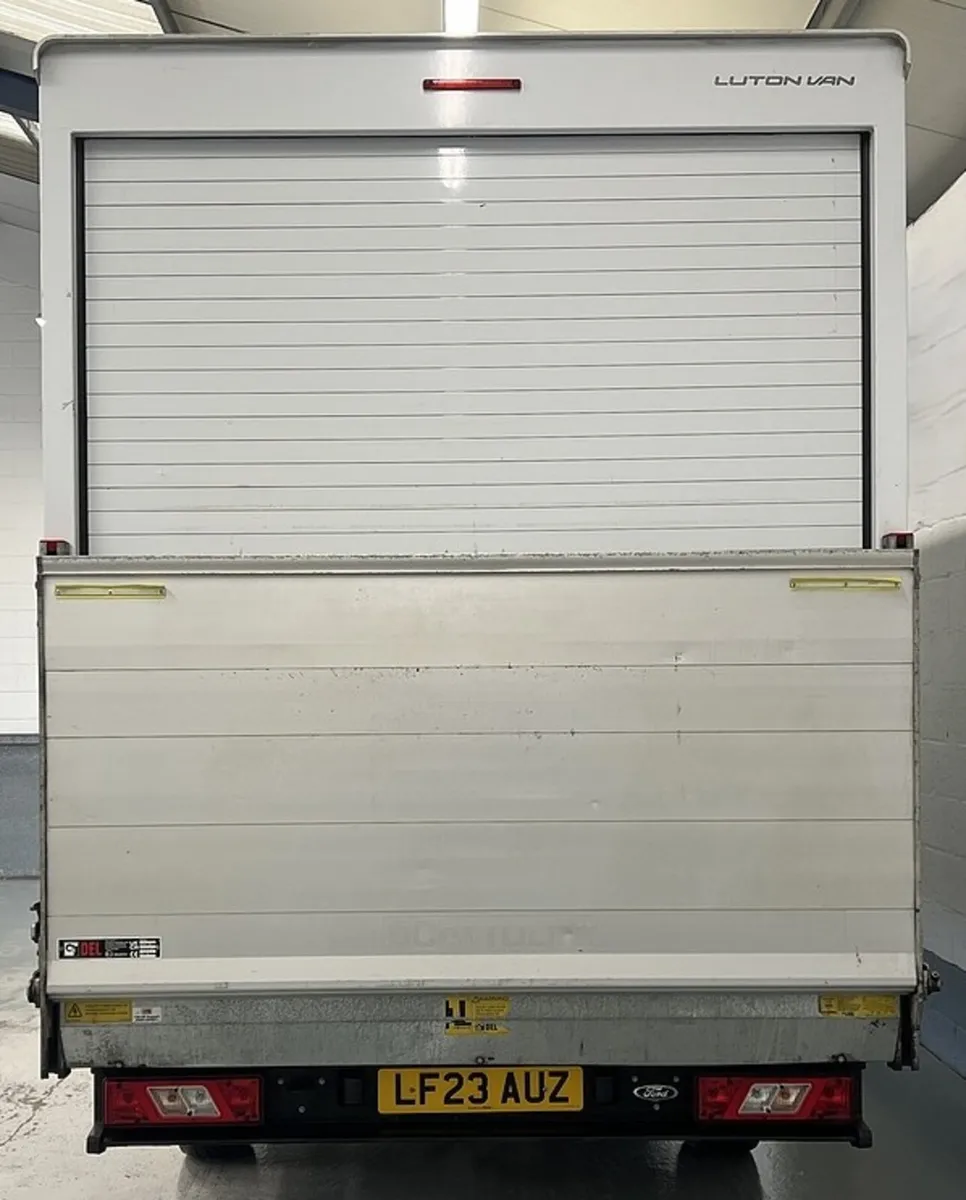 2023 Ford Transit Luton Box Van - Image 3