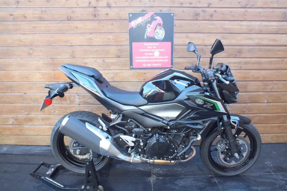 2025 Kawasaki Z500 SE (As New, Low Miles) - Image 2