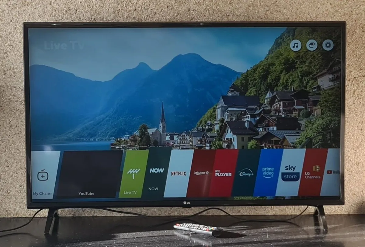 LG 43" 4K Ultra HD Smart TV (43UJ634V) - Image 2