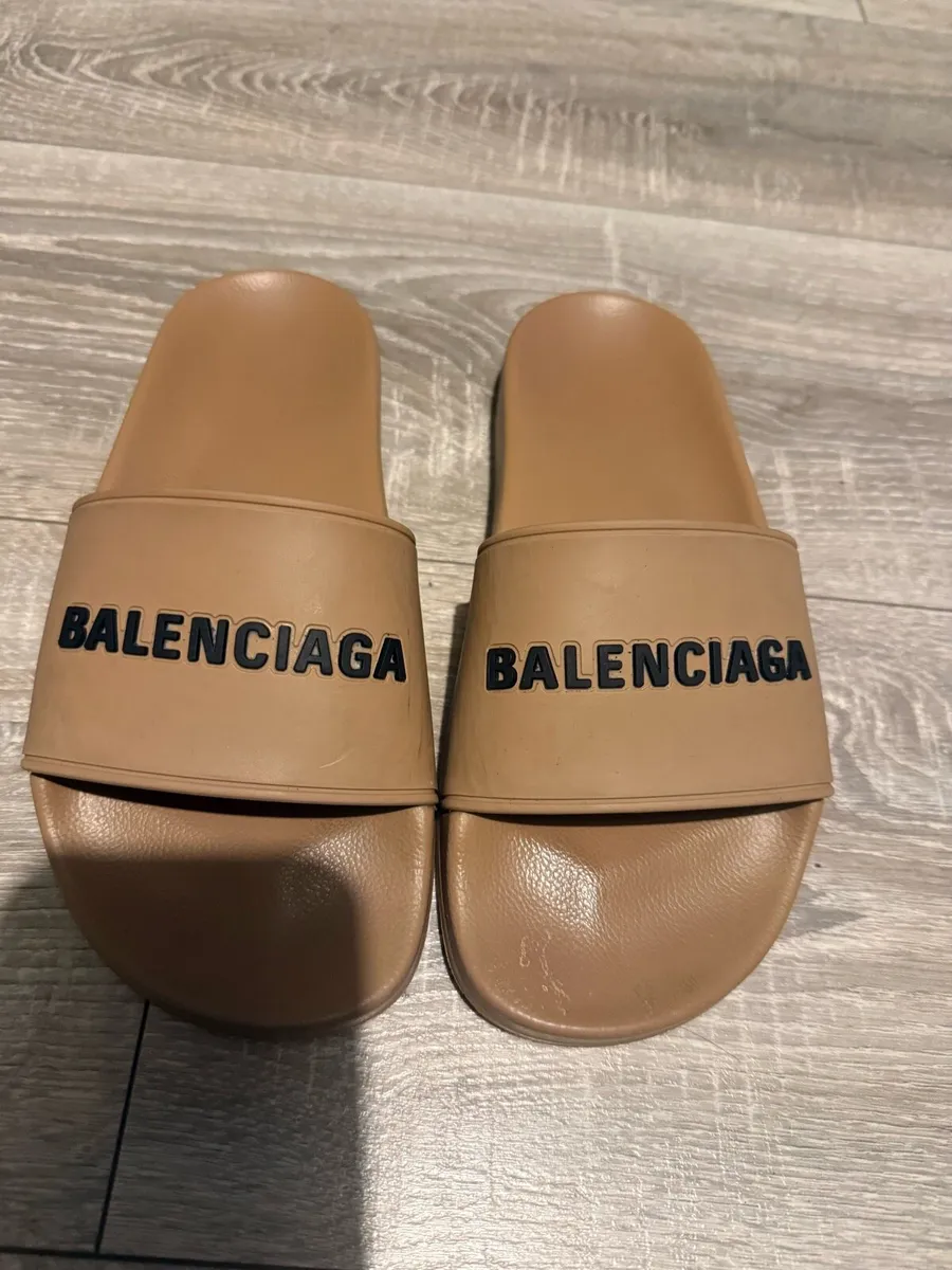 Balenciaga Pool Size 4 - Image 2