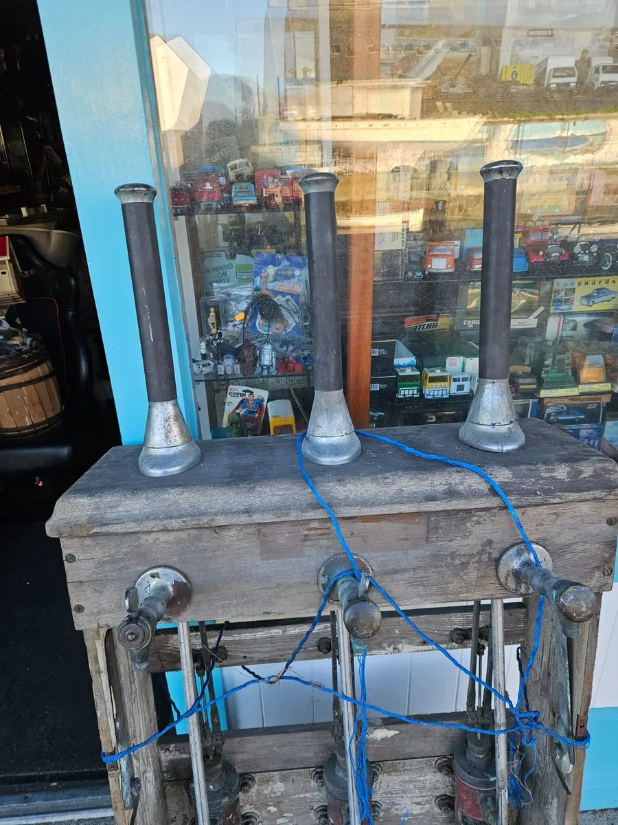 Guinness Pub Bar Counter - Image 2