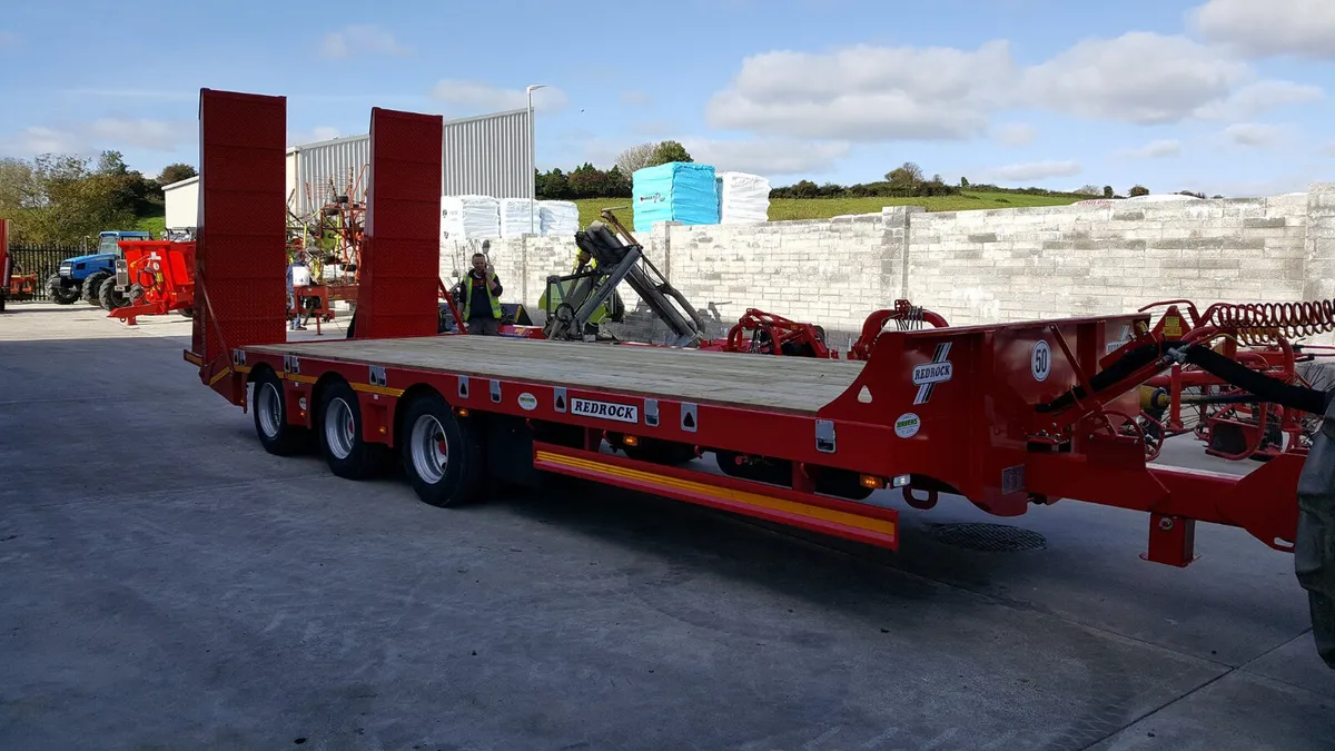 New Redrock Tri-Axle low loaders in stock - Image 3