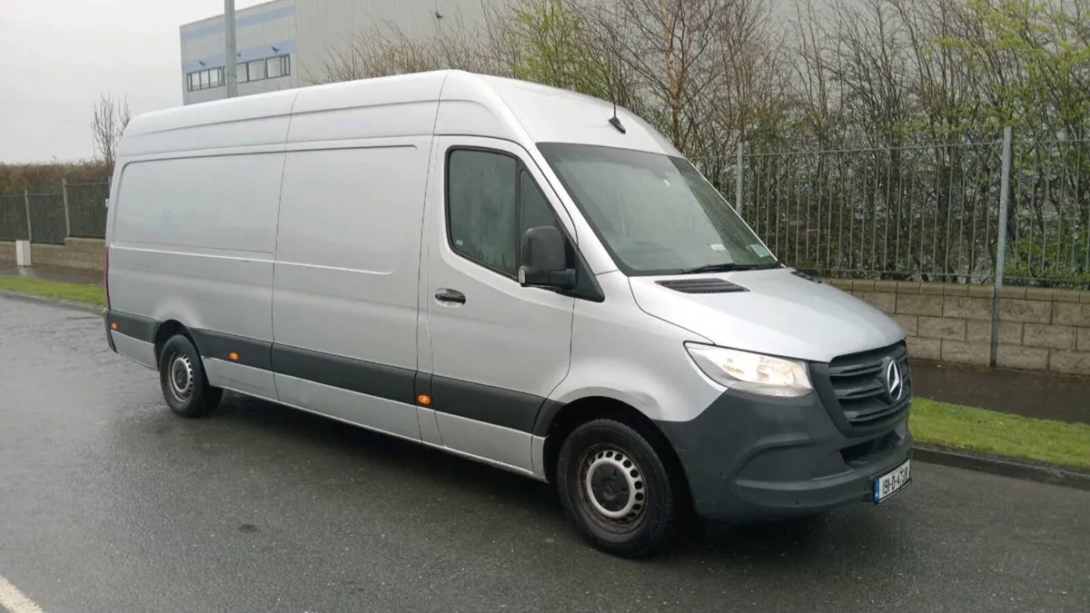 Mercedes sprinter - Image 1