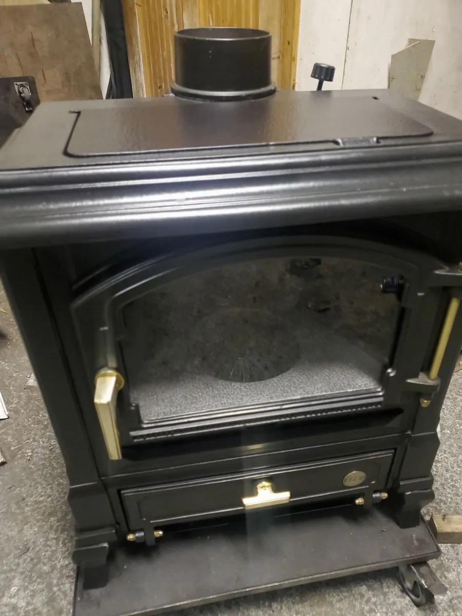 Efel / Nestor Martin 9 kw oil stove room only - Image 4