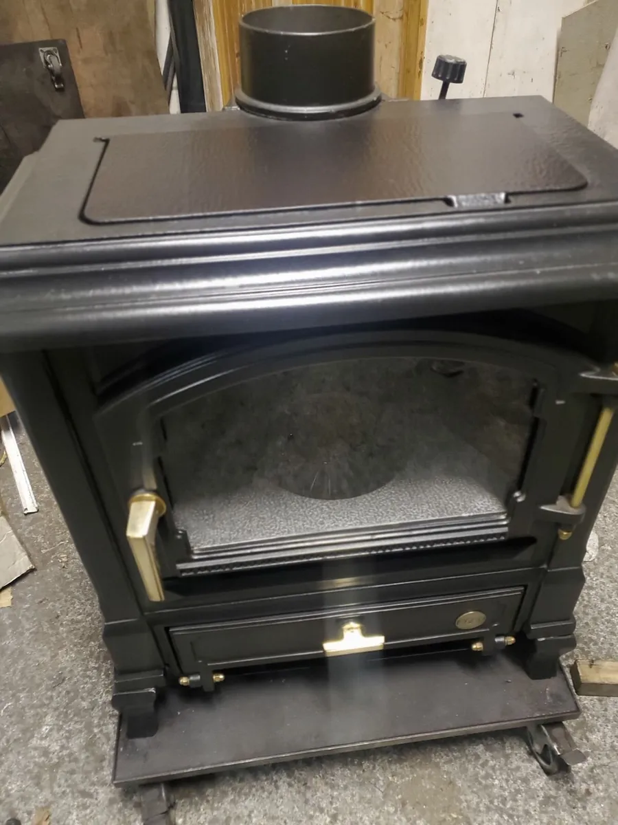 Efel / Nestor Martin 9 kw oil stove room only - Image 3