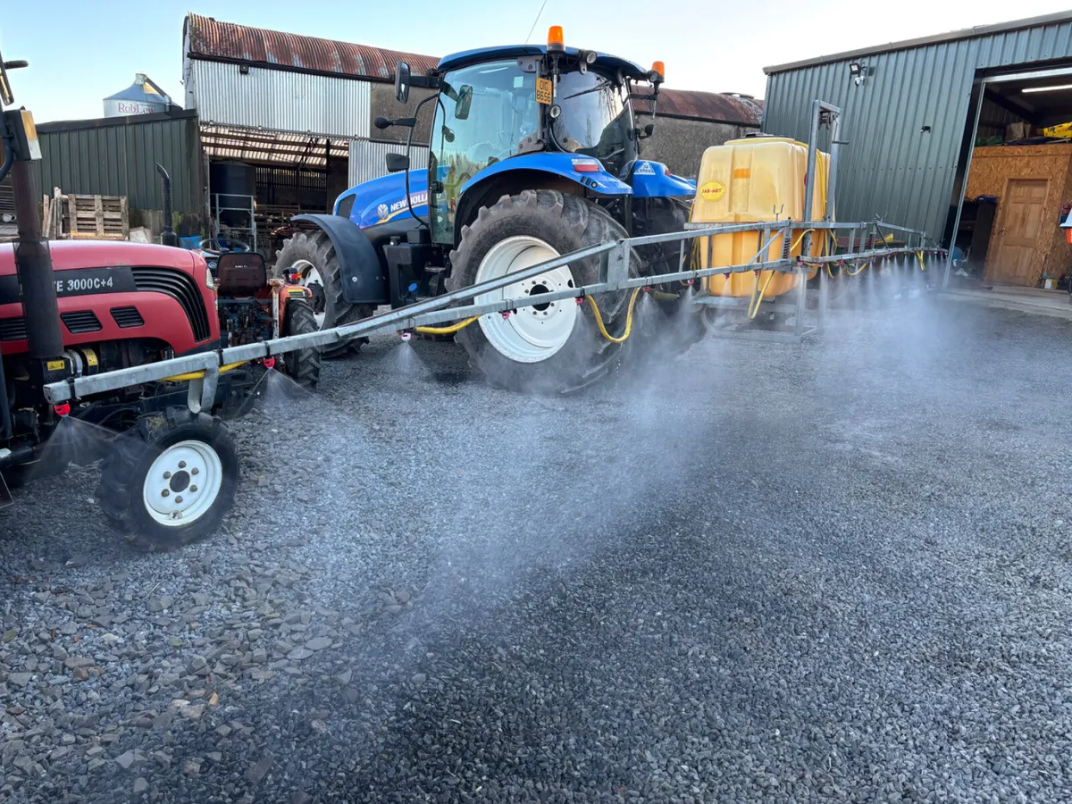 Jarmet 800 litre sprayer - Image 1