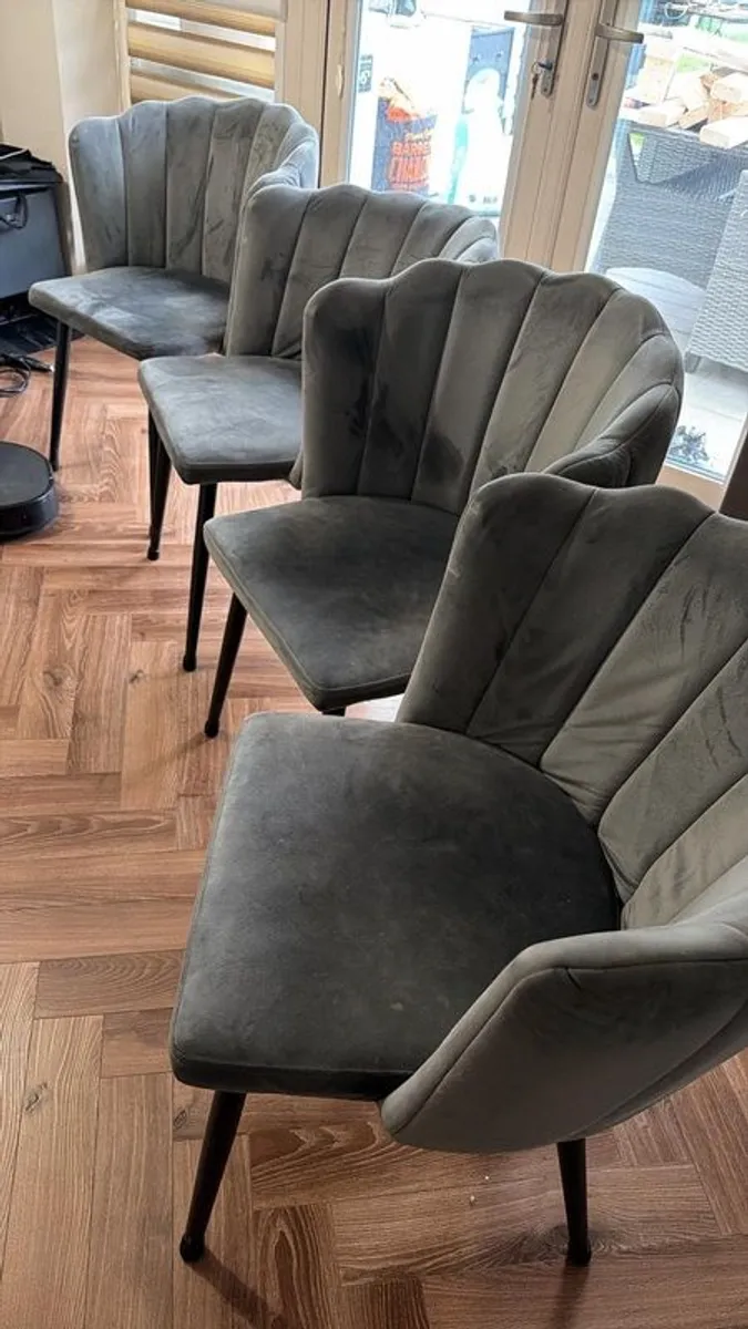 kitchen 4 chairs - Image 1