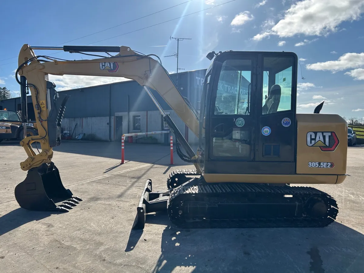 (2018) Caterpillar 305.5E2 C/W Thumb Grab - Image 4