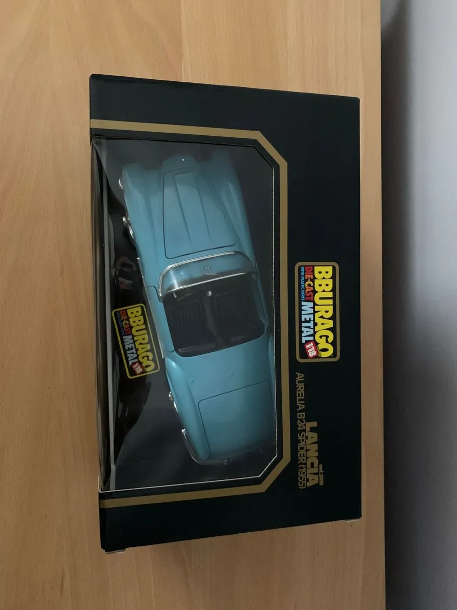 Lancia Aurelia B24 Spider (1955) 1/18 Burago Model - Image 4