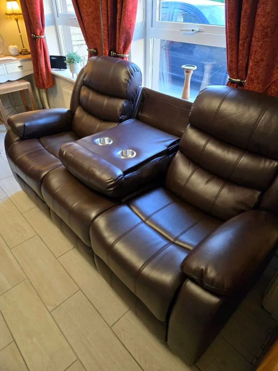 3 & 2 Seater recliner sofas leather BRAND NEW - Image 4