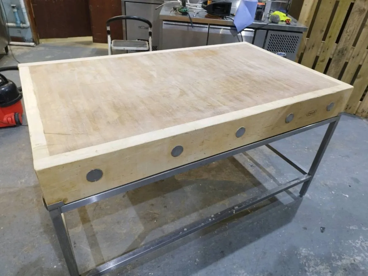 Authentic butchers chopping block - Image 1