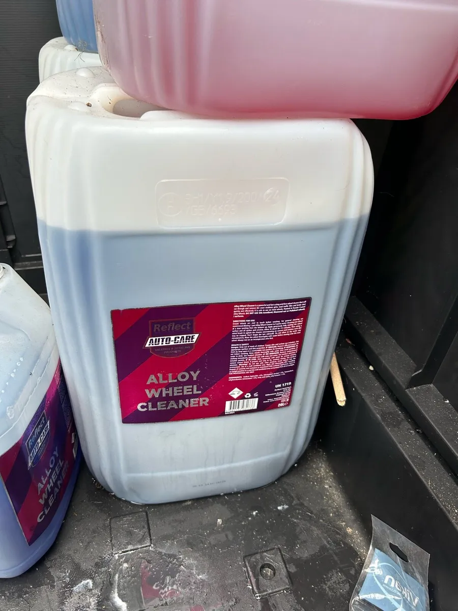 Car valeting drums - Image 4