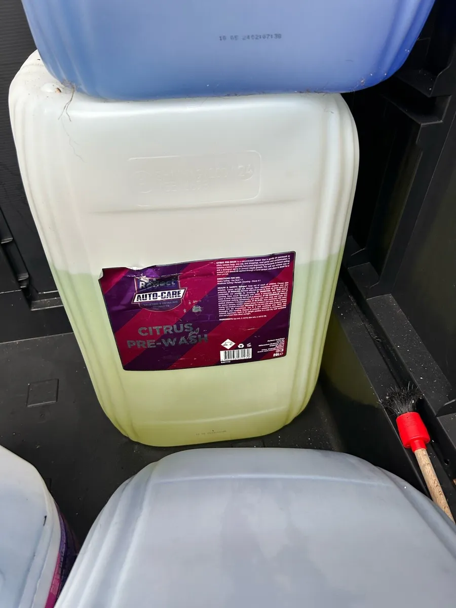 Car valeting drums - Image 1