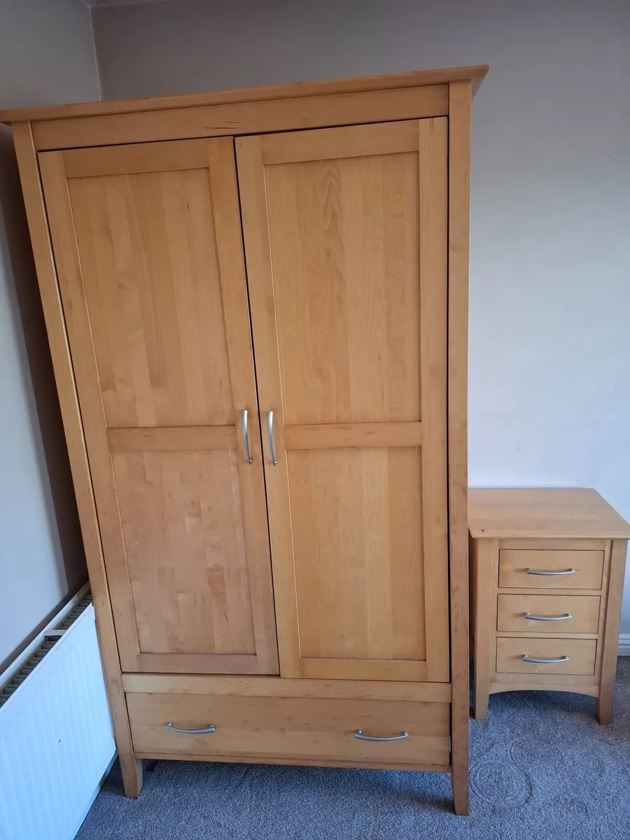 Beds / Lockers / Talbes / Chairs €50   Sale - Image 2