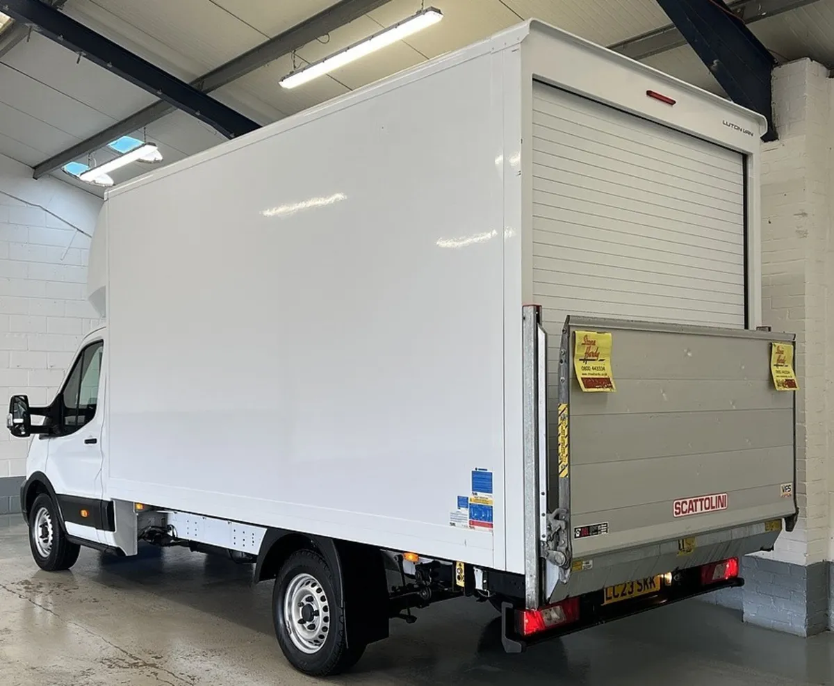2023 Ford Transit Luton Box Van - Image 4