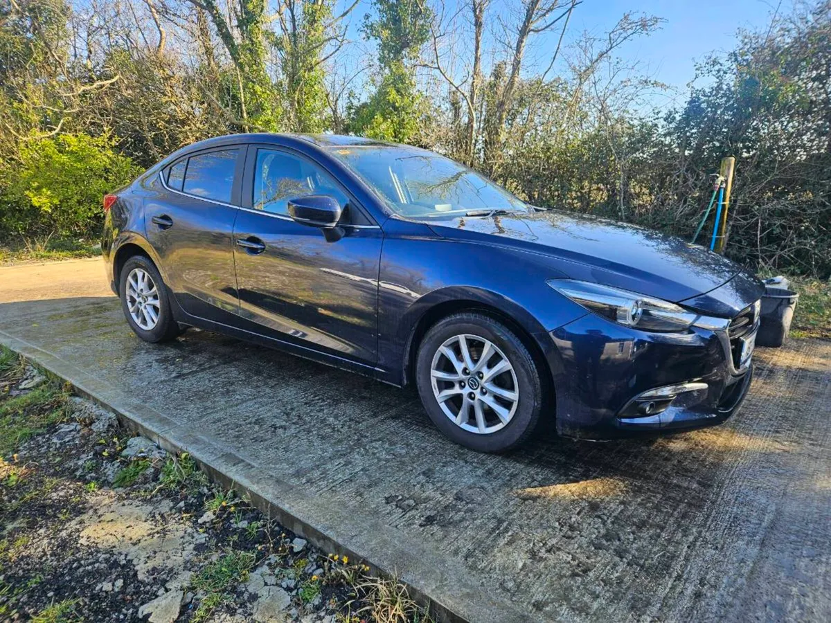 2019 mazda 3 diesel - Image 1