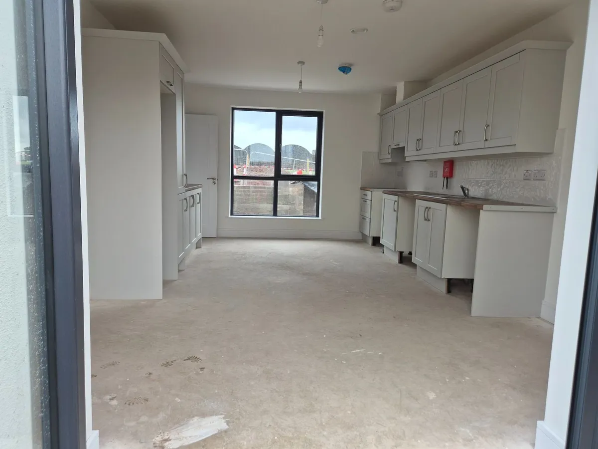 Kitchen units - Image 2