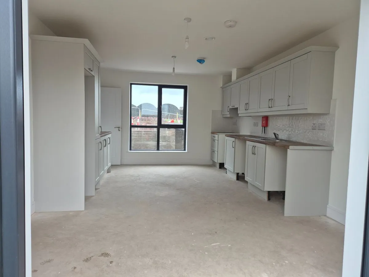 Kitchen units - Image 3