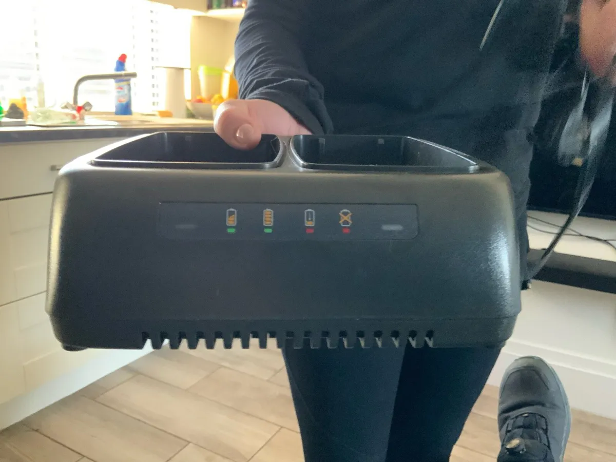 Stiga charger - Image 1