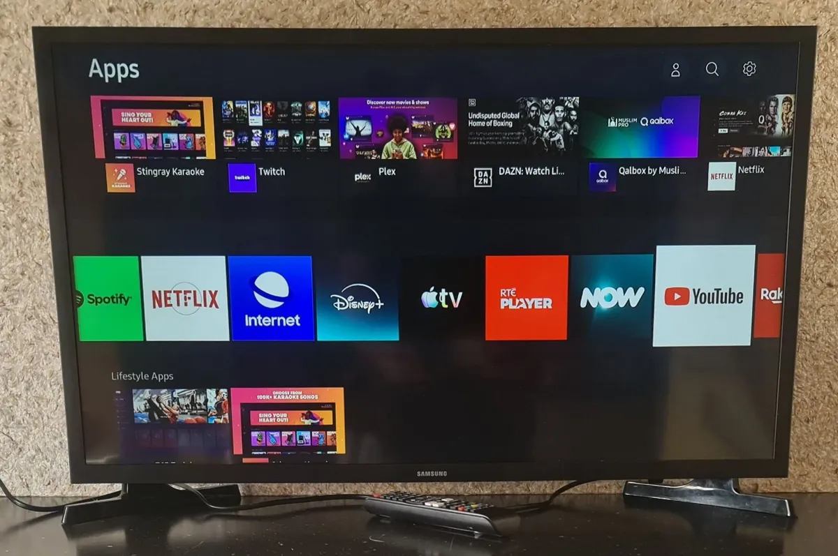 Samsung 32" Smart HDR LED TV (UE32T4307AE) - 2020 - Image 2