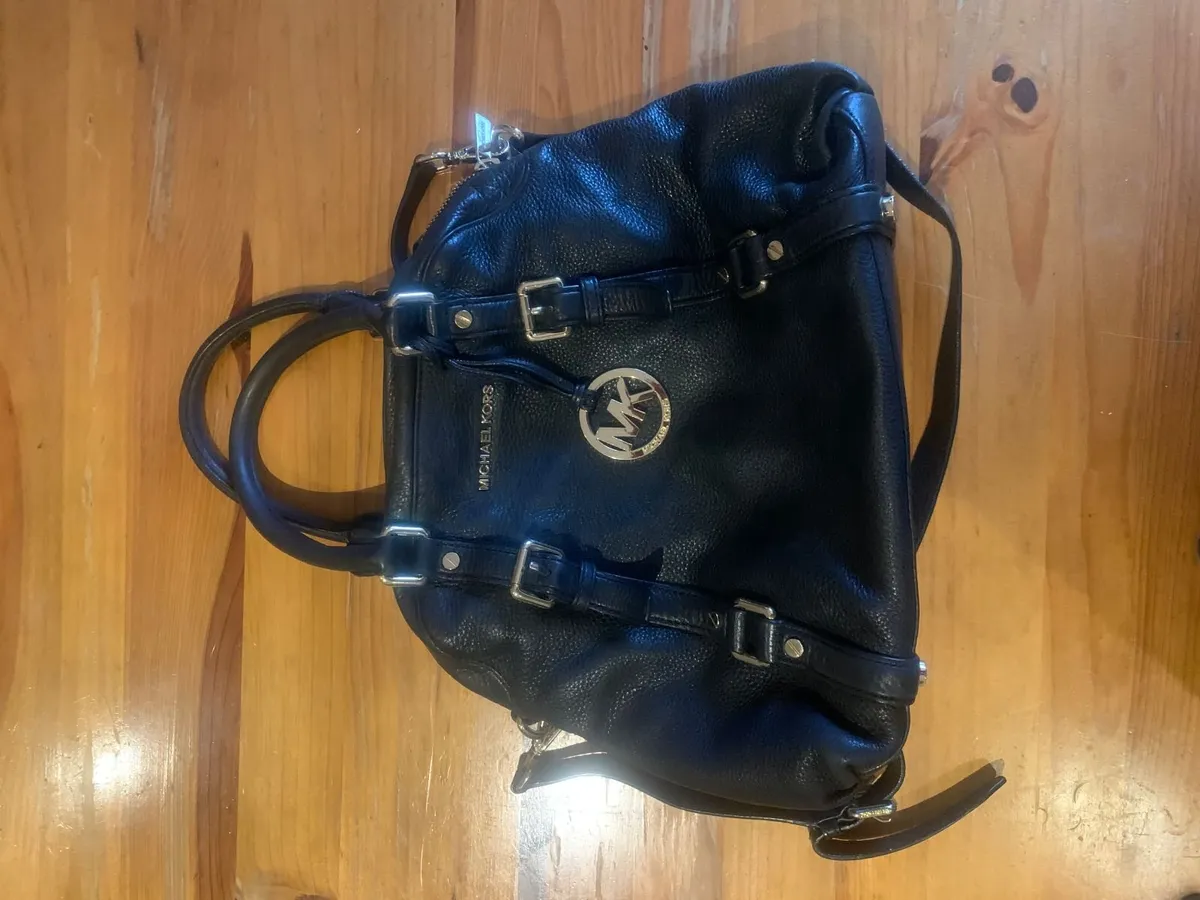 Micheal Kors Black Handbag - Image 1