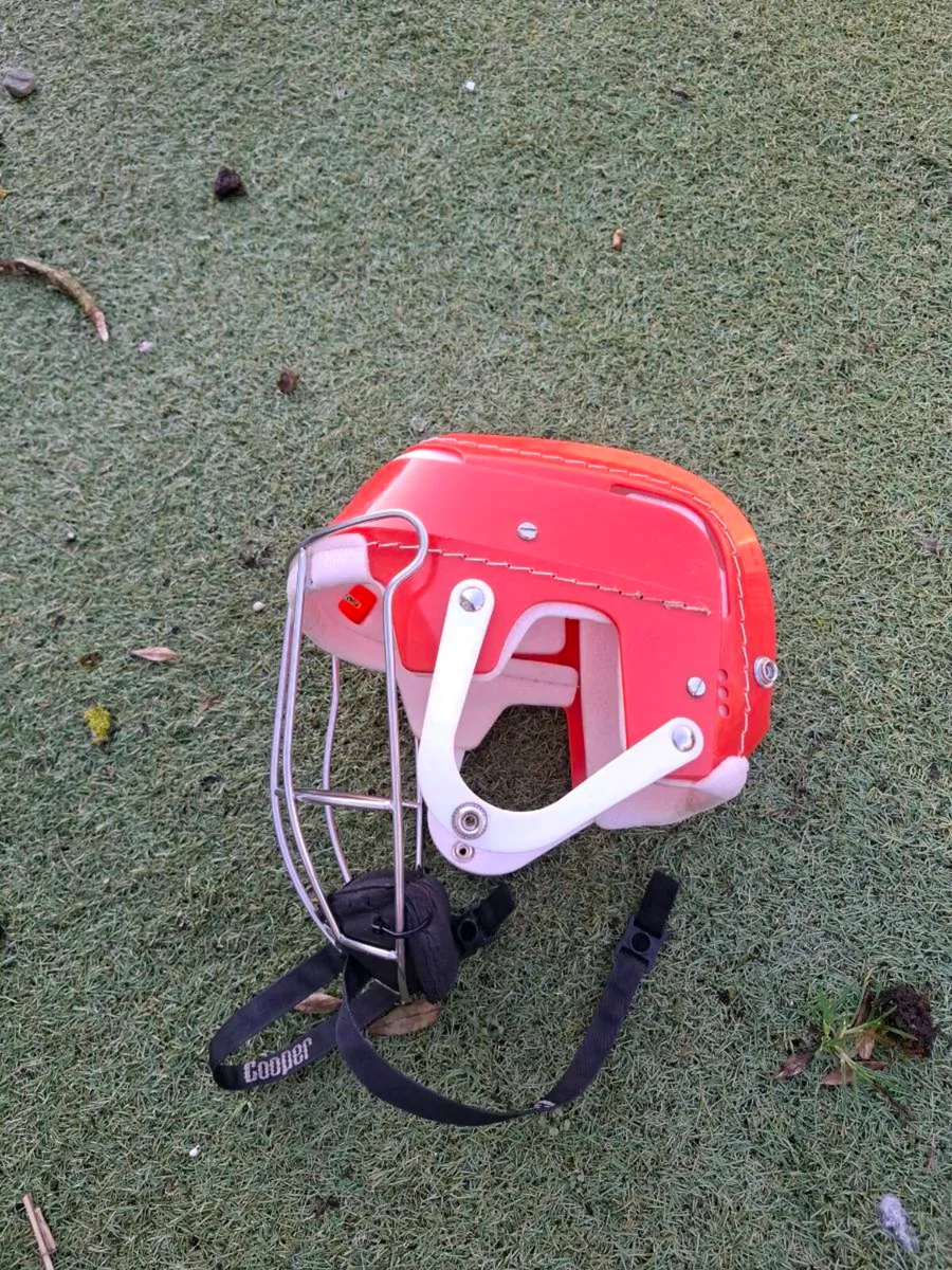 Red Gola Helmet - Image 2