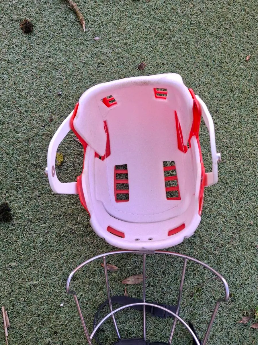 Red Gola Helmet - Image 4