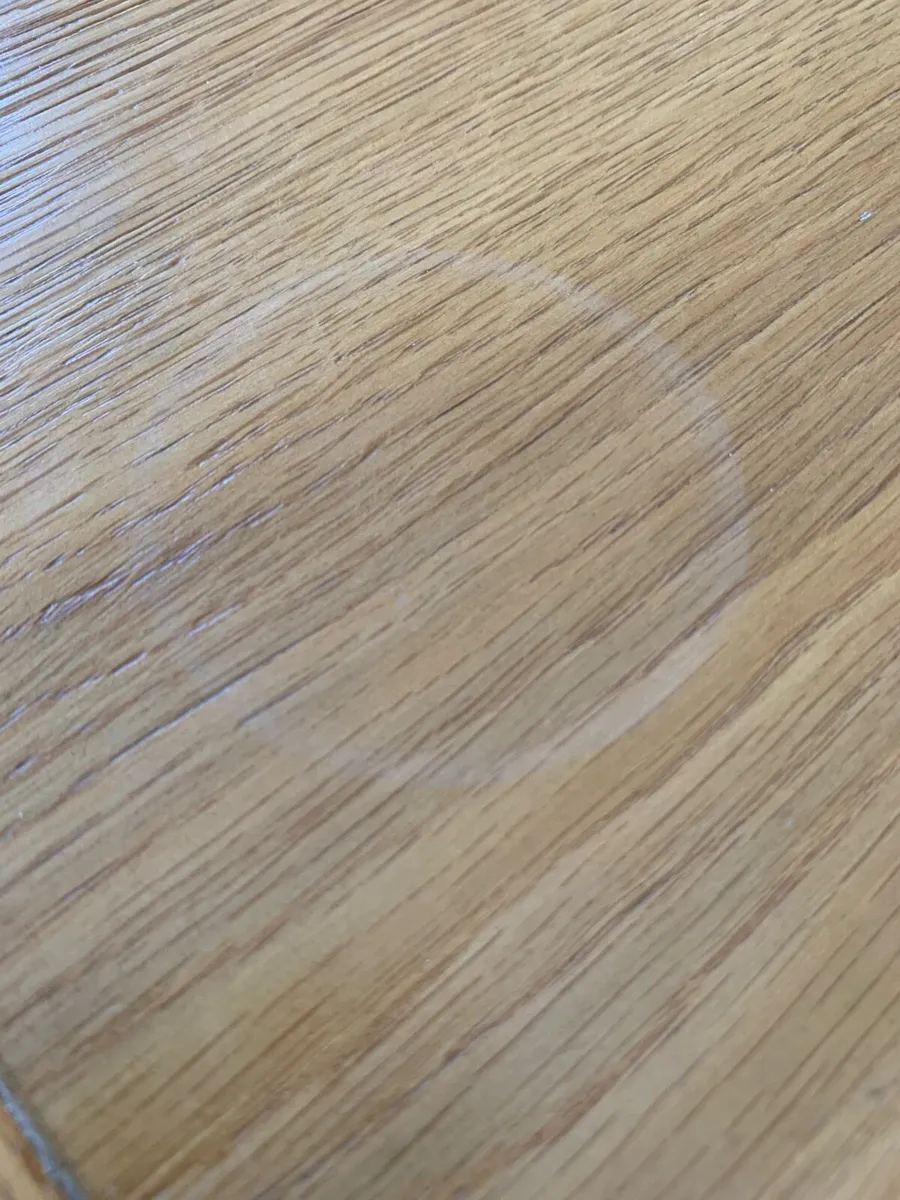 Solid Oak Dining room Table with 6 chairs - Image 4