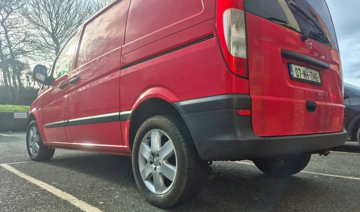 Mercedes-Benz Other 2007 - Image 3