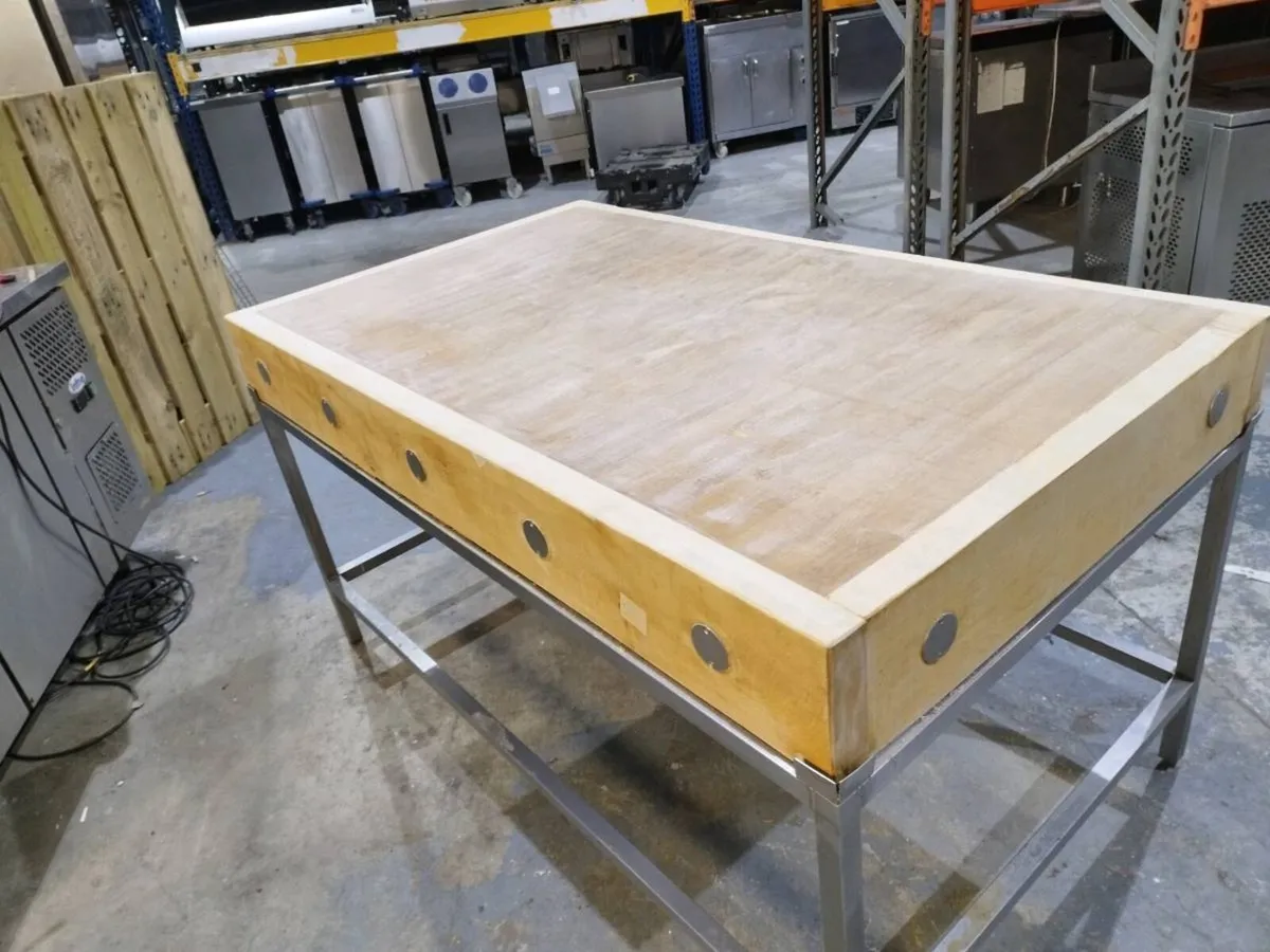Big butchers chopping block - Image 2