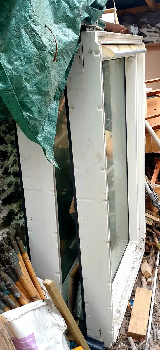 VELUX INTEGRA GGU PK08 ELECTRIC WINDOW - Image 1