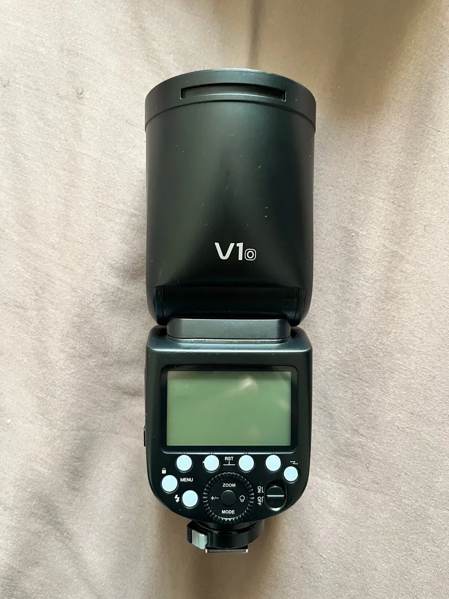 Godox V1 Pro camera flash for lumix and Panasonic - Image 2