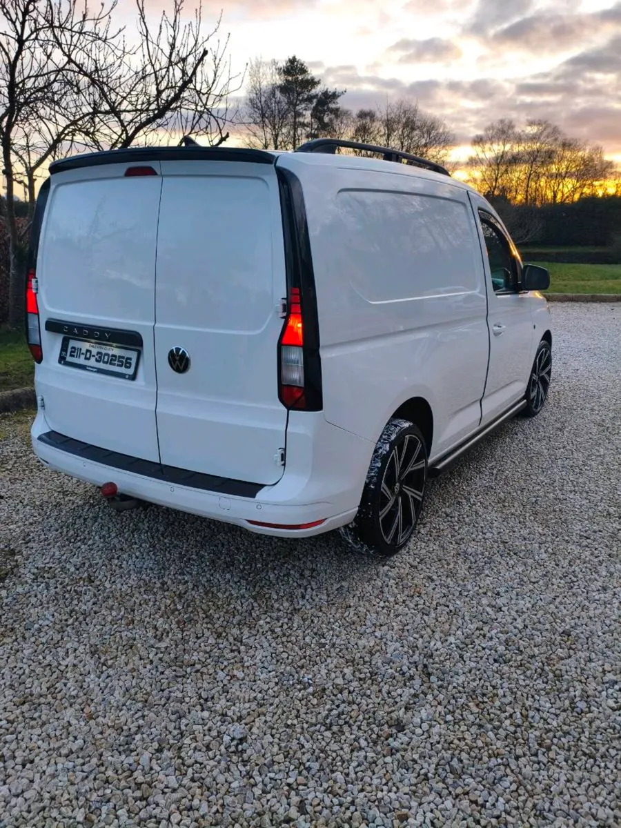 Volkswagen Caddy Cargo - Image 3