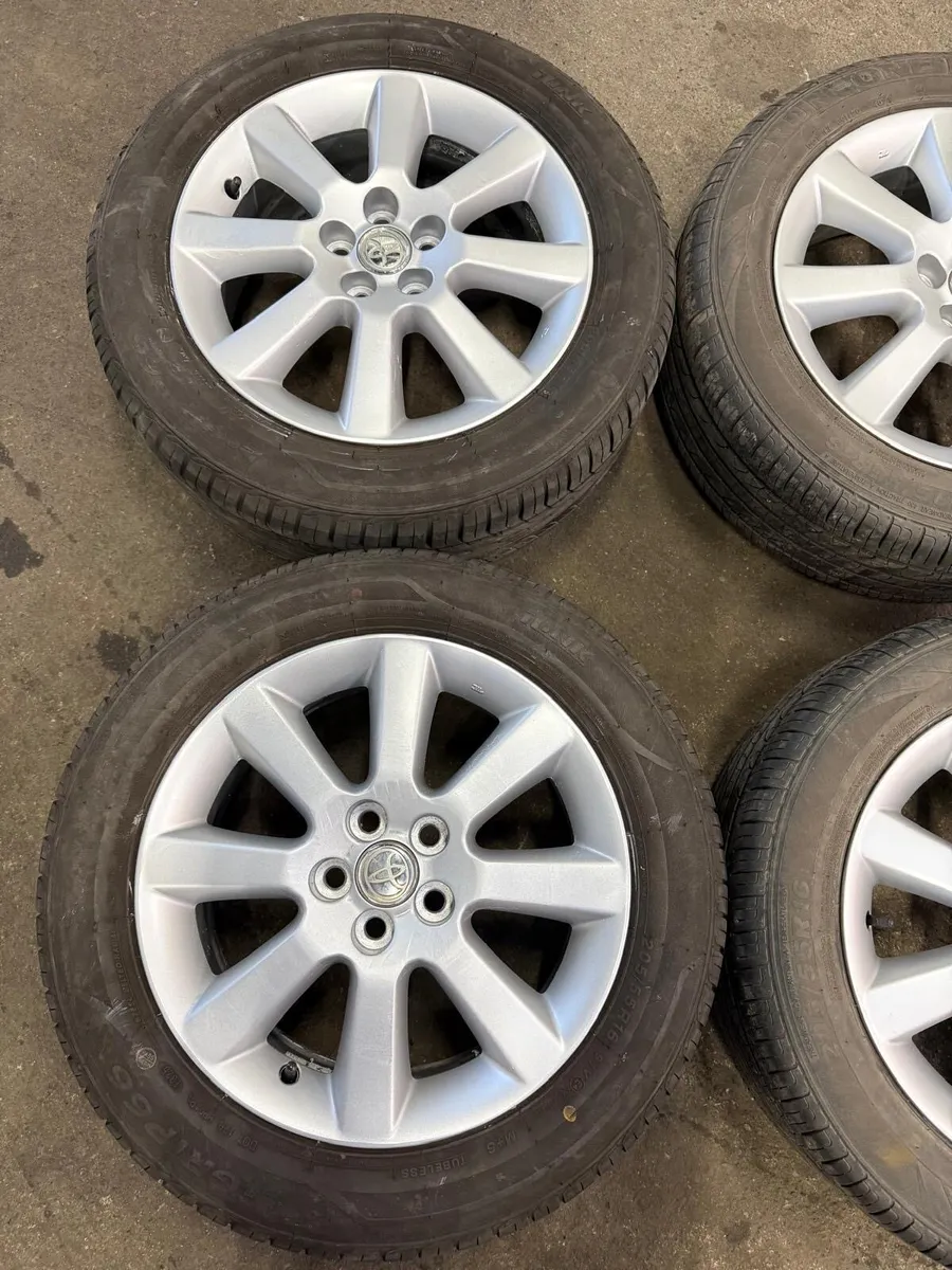 Toyota Avensis Alloy Wheels & Tyres 205/55R16 - Image 3