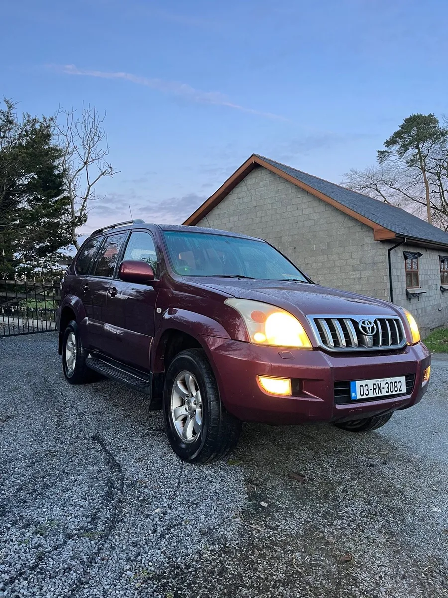 Land Cruiser lc3 crew cab - Image 3