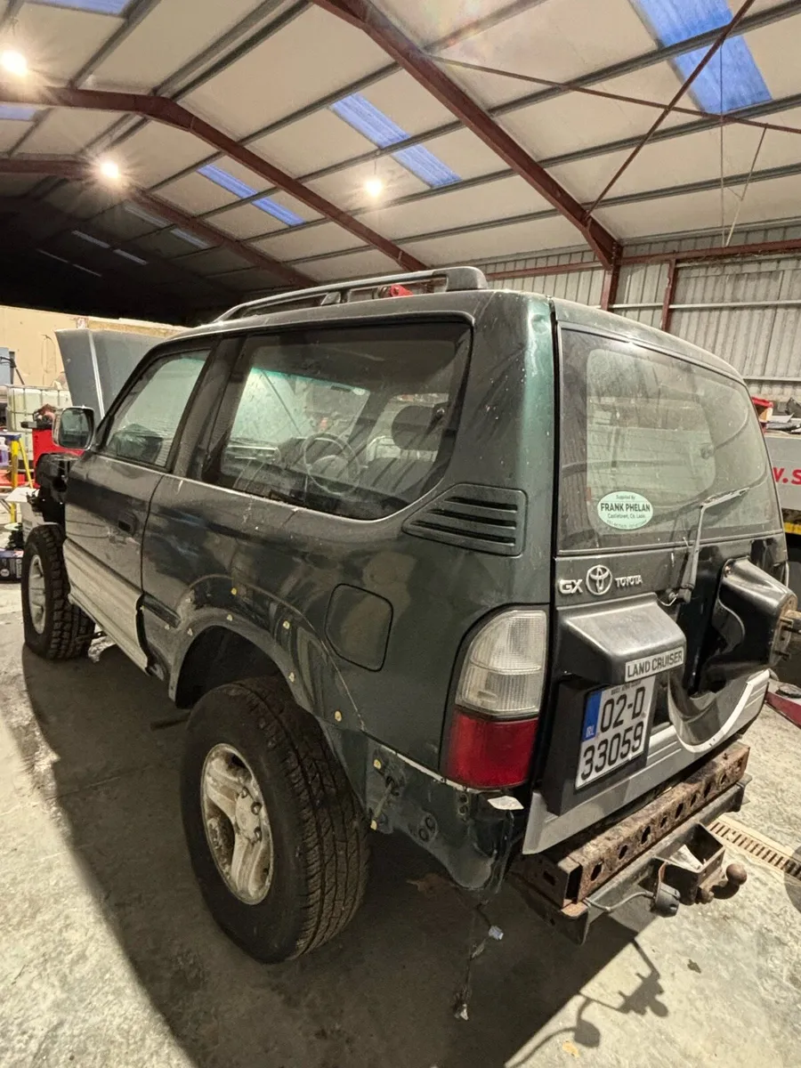 Toyota Land Cruiser - Image 3