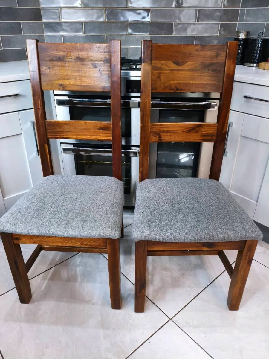 REDUCED: Dining Table & 6 Reupholstered Chairs - Image 2